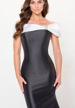 Load image into Gallery viewer, Mon Cheri Cameron Blake CB3247