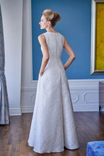 Load image into Gallery viewer, Jade Couture K228015