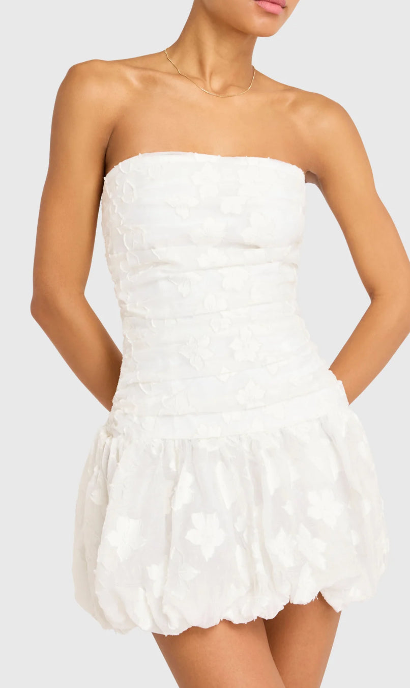 amanda uprichard white dress Midi by Amanda Uprichard Made from 100% polyester Amanda Uprichard Coco Dress in