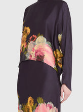 Load image into Gallery viewer, Amanda Uprichard Covey Top in Seona Print
