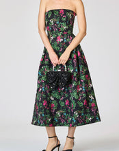 Load image into Gallery viewer, Sachin and Babi Cloque Shay Dress in Royal Gardens
