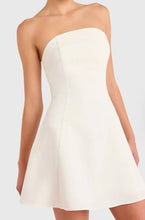 Load image into Gallery viewer, Amanda Uprichard Romily in White
