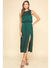 Load image into Gallery viewer, The Meghan Dress in Hunter Green
