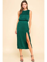 Load image into Gallery viewer, The Meghan Dress in Hunter Green

