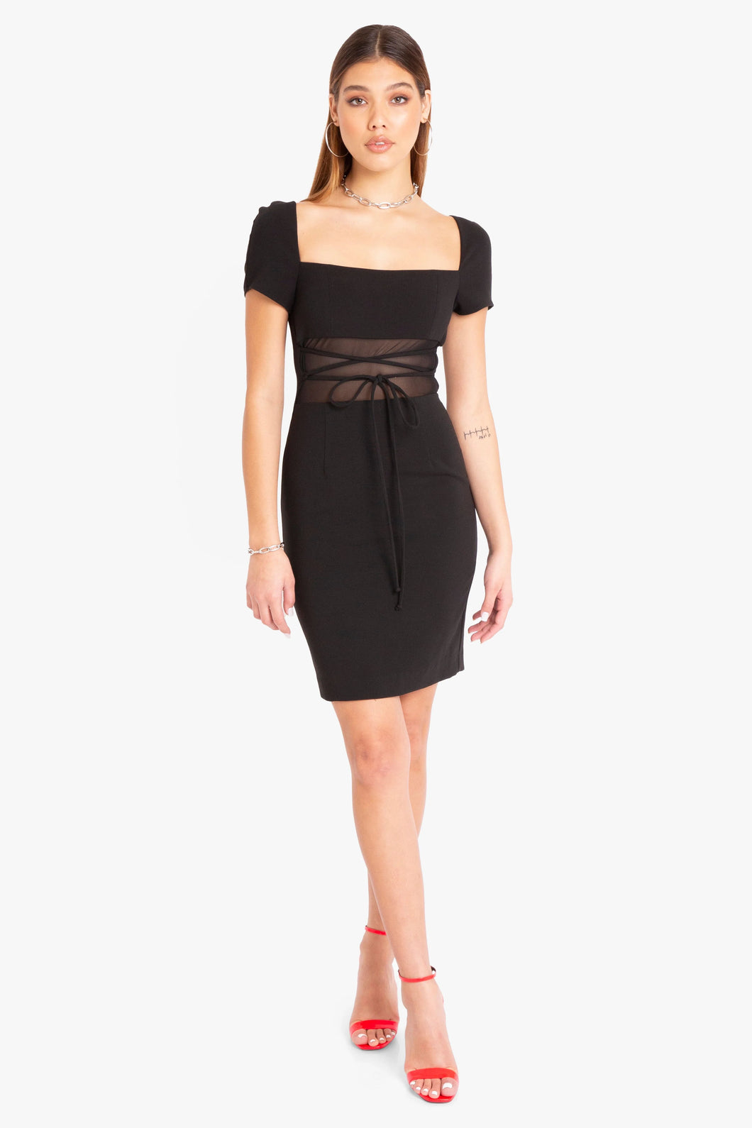 Black Halo Izola Sheath in Black with Cap Sleeve – Gigi's Closette Ltd Black Halo Izola Sheath in Black with Cap Sleeve – Gigi's Closette Ltd